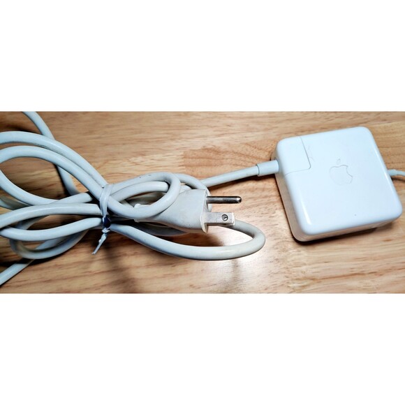 Genuine Apple 60W A1384 MagSafe ADP-60AD  16.5V 3.65A Power Adapter - Picture 7 of 9